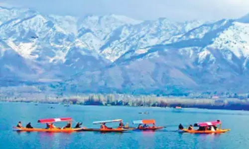 Kashmir turns shooting hotspot for music videos
