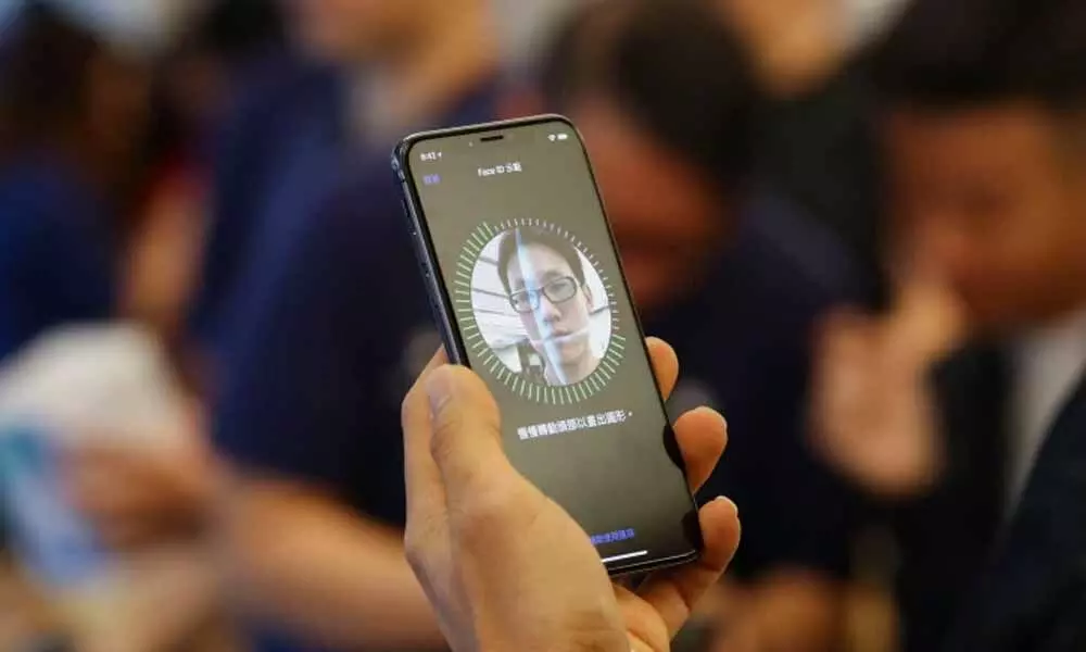 Apple to allow you unlock your iPhone with the mask on