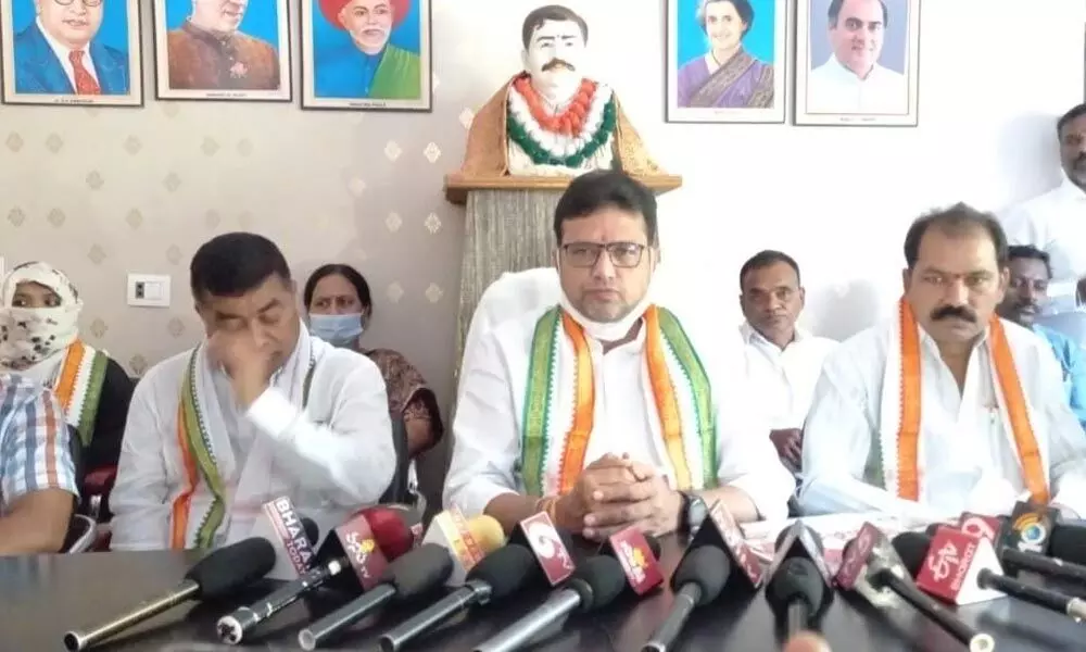 Congress MLA Duddilla Sridhar Babu speaking at a press meet at his camp office in Manthani on Tuesday
