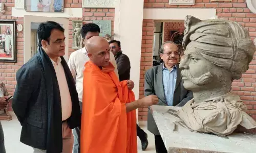 Nadaprabhu Kempegowda statue will be ready next year