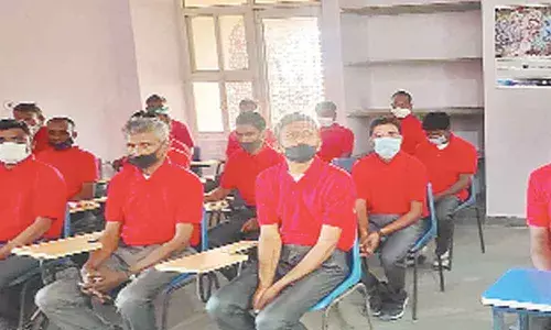 Beggars leave behind Jaipur’s streets to pick up vocational skills