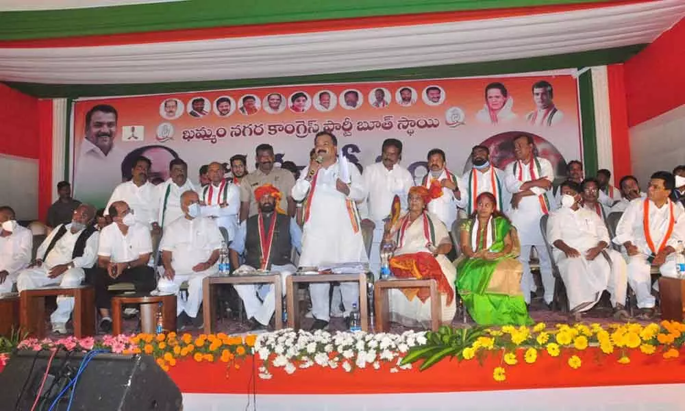 AICC State in-charge Manickam Tagore addressing municipal corporation booth-level meeting in Khammam
