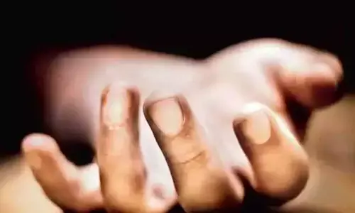 Khammam: Deputy sarpanch, his wife die in suicide pact