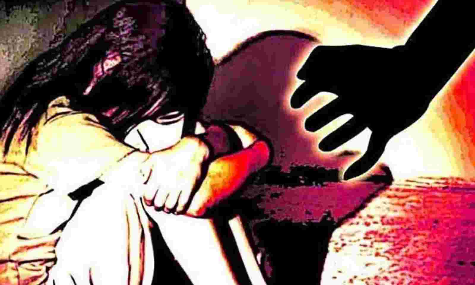 Madanapalli 30-year-old man rapes a minor girl pic