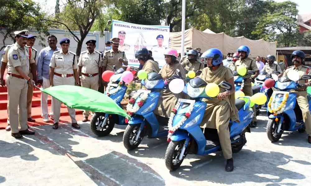 Commissioner of Police P Promod Kumar flagging off a fleet of two-wheeler at Warangal Police Commissionerate on Wednesday