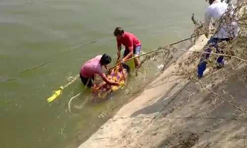 Warangal Rural: 2 drowned, 3 go missing after car crashes into SRSP canal