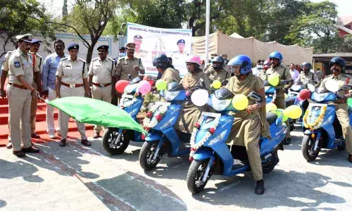 Commissioner of Police P Promod Kumar flagging off a fleet of two-wheeler at Warangal Police Commissionerate on Wednesday