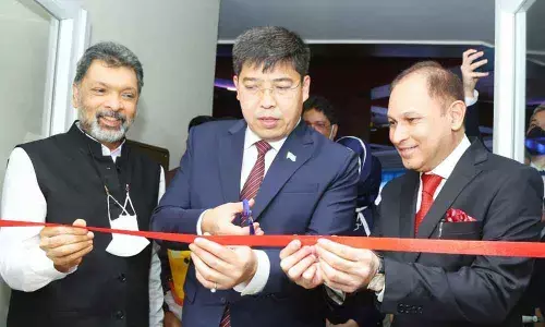 Yerlan Alimbayev, Ambassador of Kazakhstan, flanked by Suresh Chukkapalli, Honourary Consul General of the Republic of Korea in Hyderabd, and Dr Nawab Mir Nasir Ali Khan, Honorary Consul of Republic of Kazakhstan for Telangana and AP, inaugurating the Honarary Consulate of the Republic of Kazakhstan in Hyderabad on Wednesday