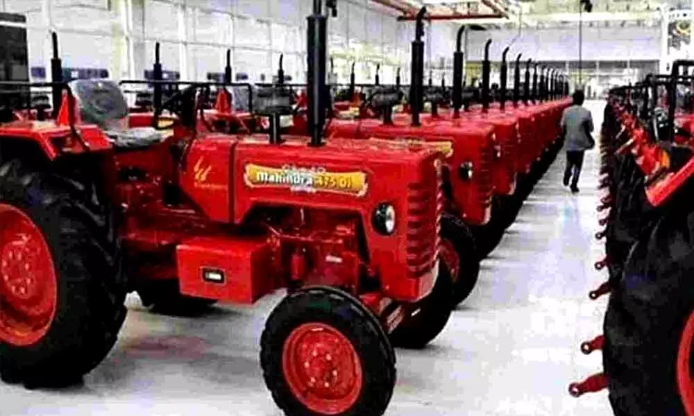 India’s first-ever CNG Tractor to be launched tomorrow