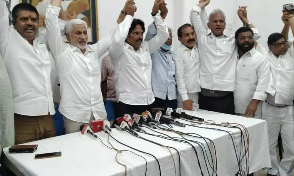 Rajya Sabha MP V Vijayasai Reddy and Tourism Minister M Srinivasa Rao and Left party leaders at the press conference in Visakhapatnam on Thursday.