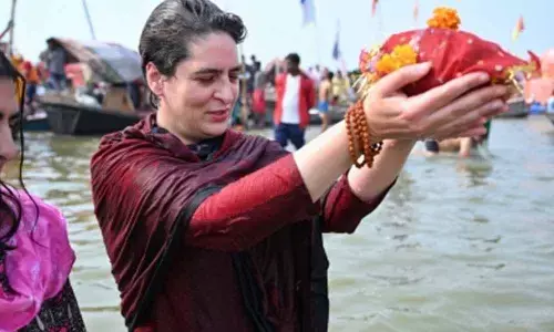 Priyanka takes holy dip at Sangam on Mauni Amavasya