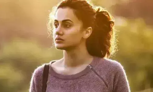 Taapsee Pannu Drops A Beautiful Sunset Pic And Wraps Up The Last Day Shoot Of ‘Loop Lapeta’ Sets