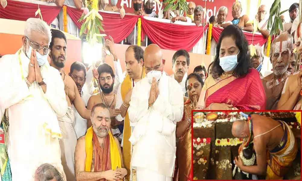 Kanchi pontiff  Sri Vijayendra Saraswati Swamy Shankaracharya performing ritual at the foundation stone laying ceremony of Goddess Sri Padmavati Ammavaru temple construction at GN Chettiyar street of T Nagar in Chennai on Saturday