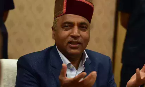 Himachal Pradesh Chief Minister Jai Ram Thakur along with his family members offered prayers to Lord Venkateswara here on Saturday.