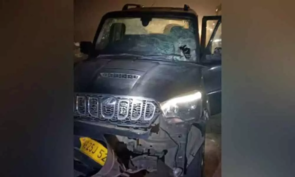 BJP Leader Car Attacked With Crude Bombs On Way To Kolkata