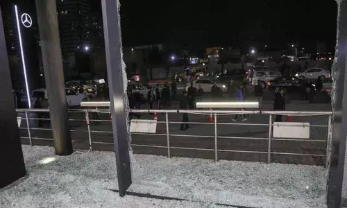 Rockets strike near U.S. base in Iraq, killing 1, wounding 8