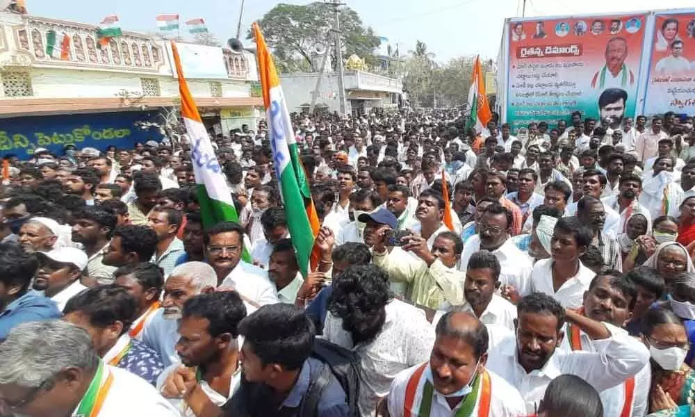 Congress seeks support for Jana Reddy in Nagarjunasagar bypoll