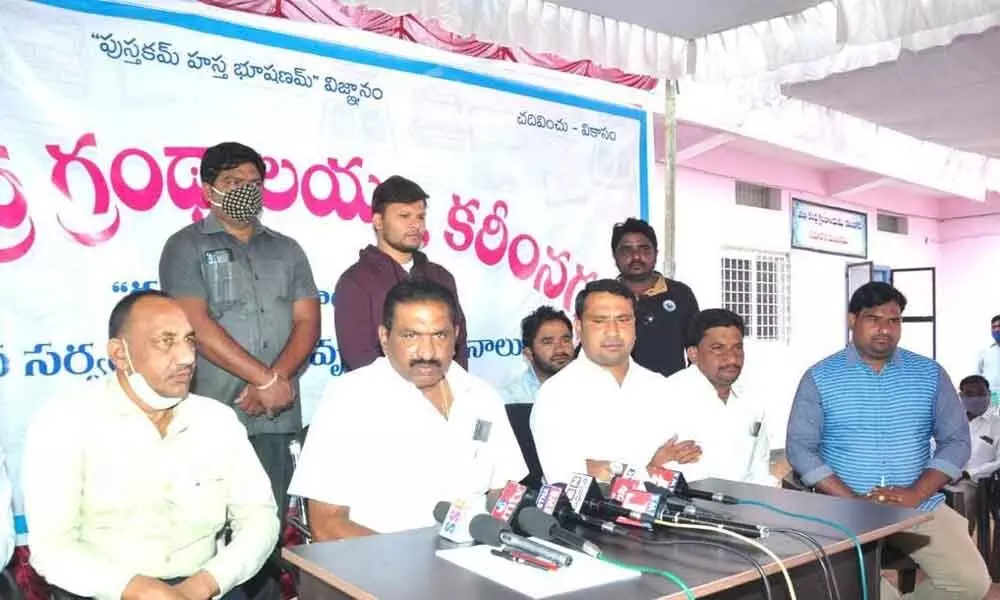 City Mayor Y Sunil Rao speaking at a press meet at District Central Library in Karimnagar on Friday. District Library Enugu Ravinder Reddy also seen
