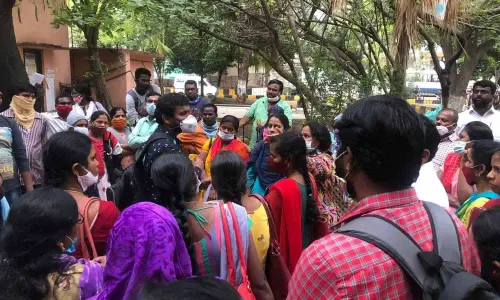 Contract nurses deplore denial of service marks