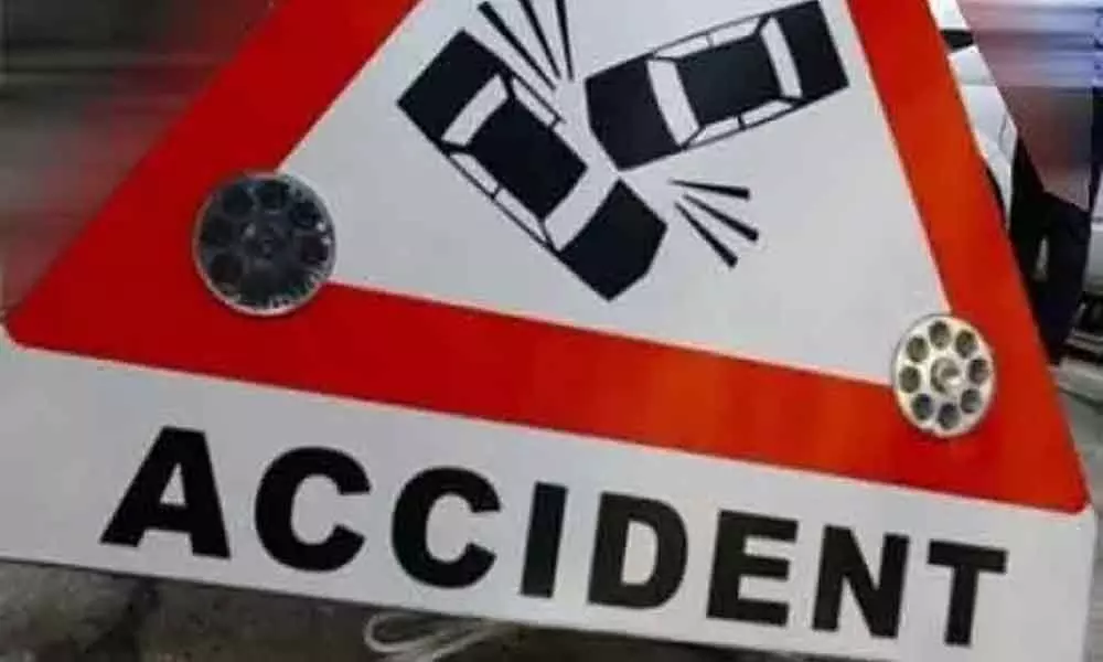 Hyderabad: Dental student dies in road accident at KPHB