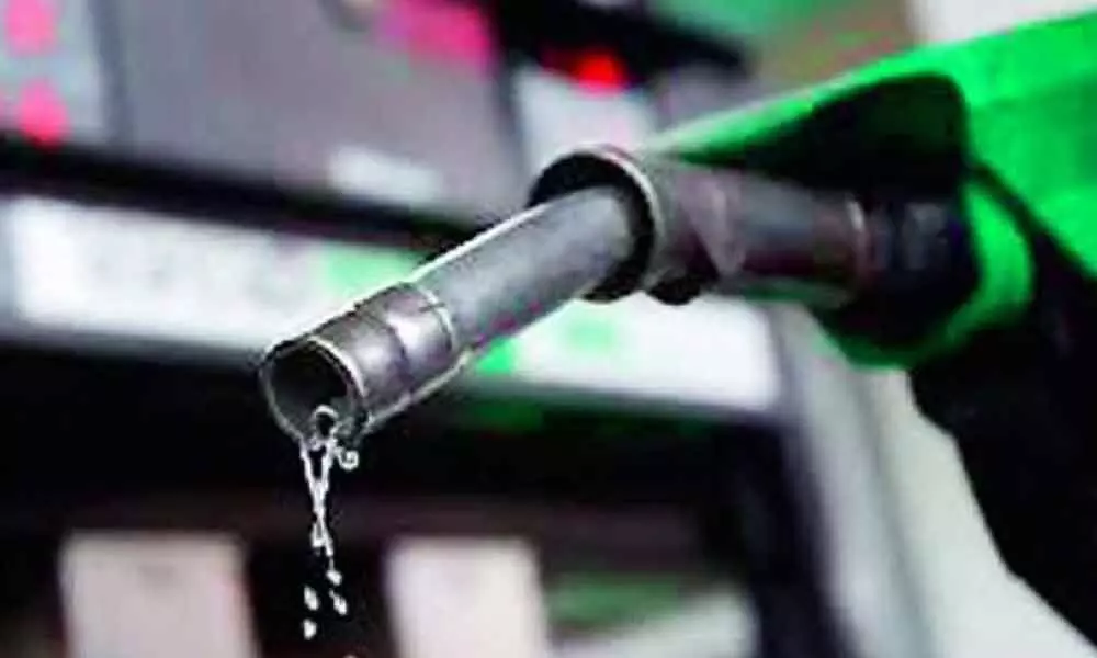 TS govt in no mood to cut VAT on petrol