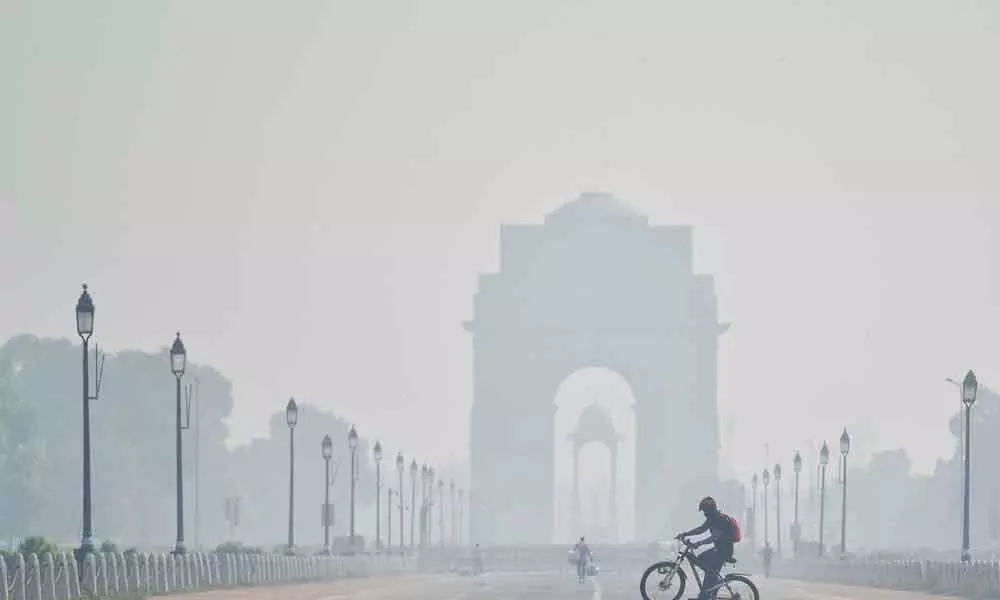 Delhi air quality continues to remain in very poor category