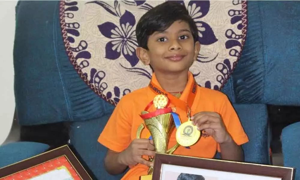 Boy wonder from city enters India Book of World Records