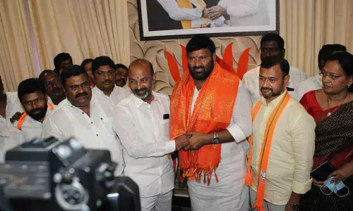 KCR banking on PV legacy: Srisailam Goud