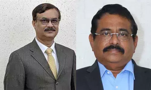 D K Mohanty(Left); Ragam Kishore(Right)