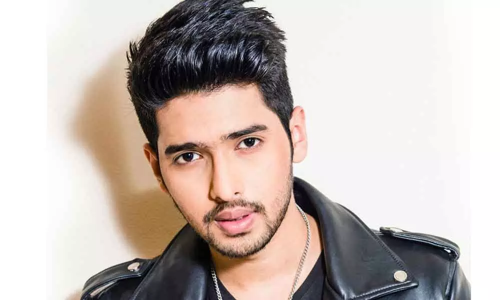 New artistes getting chance in B-town due to social media, says Armaan Malik