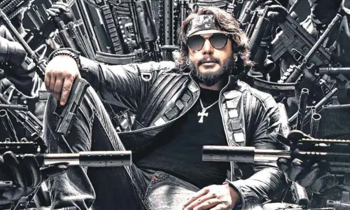 Roberrt Impact in Telugu States: Chathrapathi Producer Signs Up Darshan