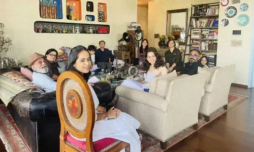 Kangana Ranaut Organises A Sunday Feast For The ‘Tejas’ Team