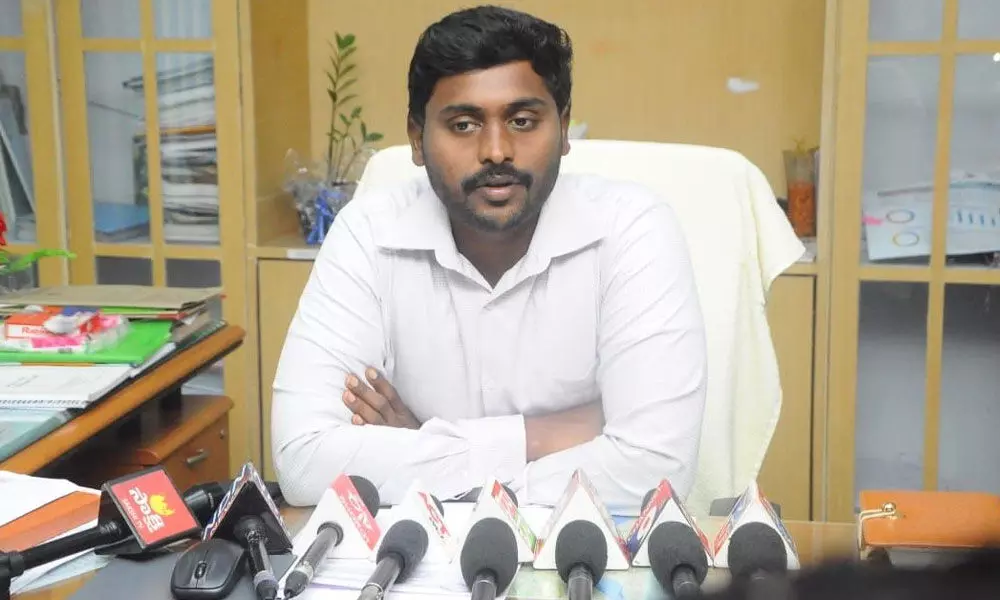 Municipal Commissioner K Dinesh Kumar addressing the media in Nellore city on Tuesday