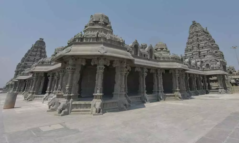 KCR to finalise renovated Yadadri temple opening day tomorrow