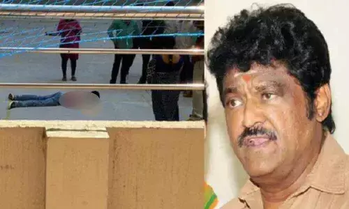 Jaggesh Condoles Engineering Students Suicide