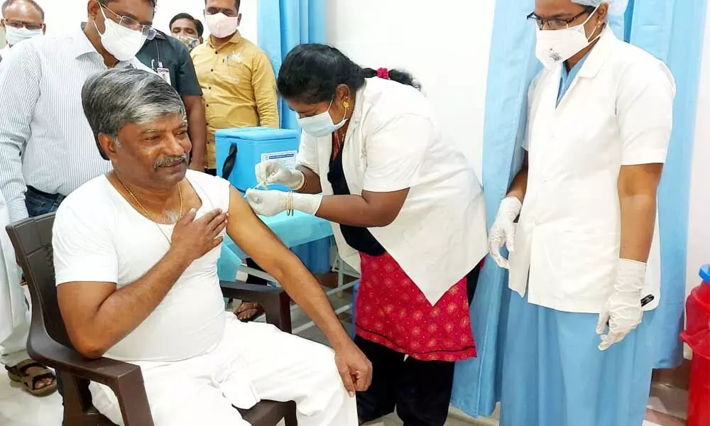 Telangana speaker Pocharam Srinivas Reddy, deputy speaker Padmarao Goud and legislative council chairman Gutha Sukender Reddy got the first COVID-19 shot on Wednesday at a hospital in Secunderabad.
