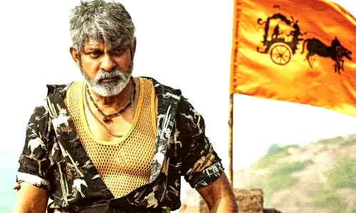 Will Jagapathi Babus Presence Change Fortunes Of Darshans Roberrt in Telugu States?