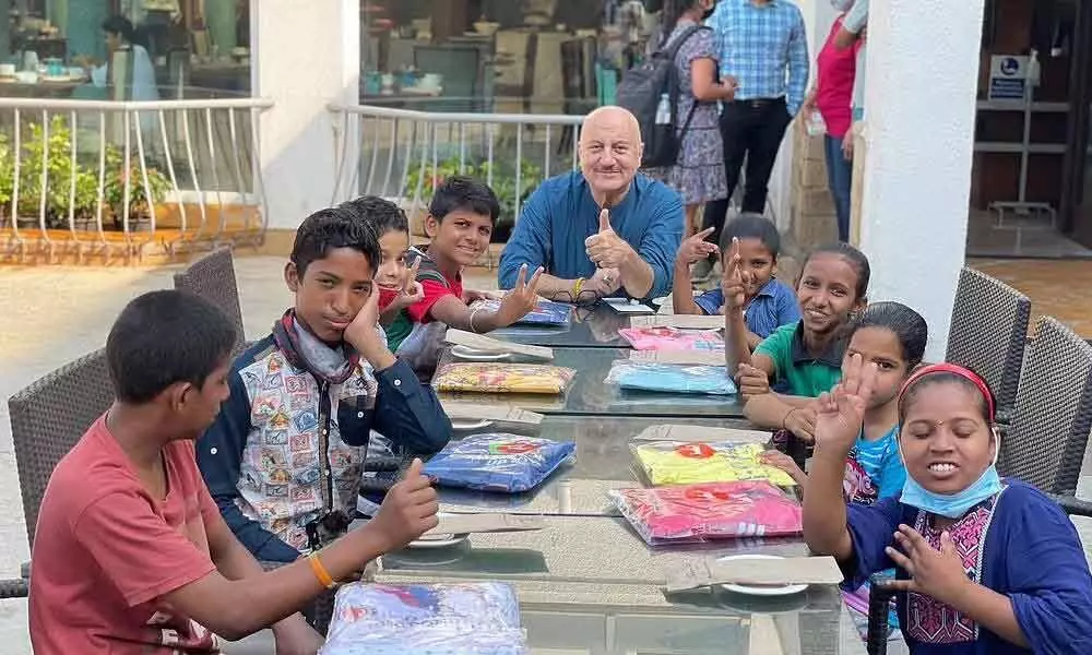 Anupam Kher Celebrates His Birthday With Little Kids And Drops The Dancing Videos