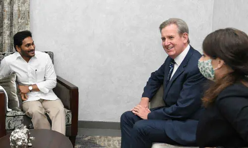 Members of Australian delegation call on Chief Minister Y S Jagan Mohan Reddy at his camp office in Tadepalli on Tuesday