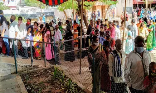 The urban local bodies election in Ongole, Chirala, Chimakurthy, Addanki, Markapur, Giddalur and Kanigiri in Prakasam district is undergoing peacefully, on Wednesday.