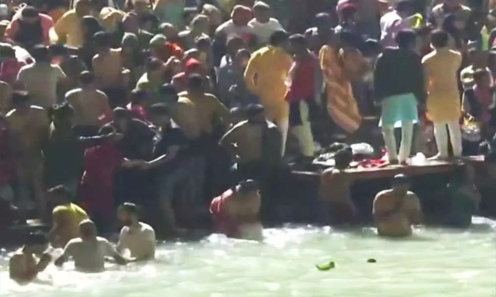 Devotees take holy dip in Haridwar on ‘Maha Shivratri’