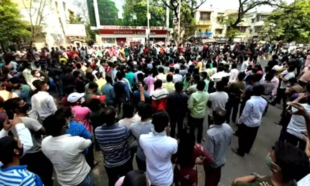 Protests erupt as Maha state civil service exams put off again