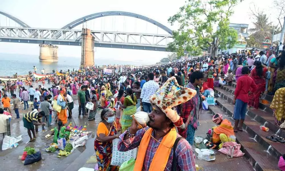 Sivaratri festivities pervade across district