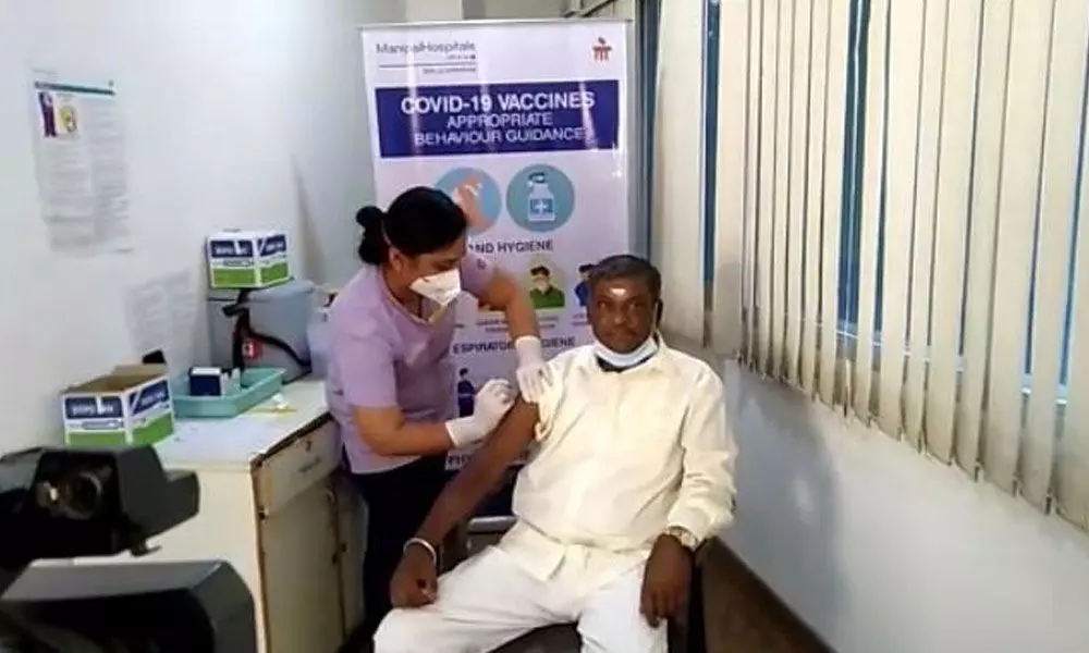 Manipal Hospitals gives free COVID vaccine to kidney patients
