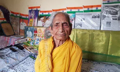 Pingali Venkaiahs daughter Ghantasala Seetha Maha Lakshmi at her residence in Macherla in Guntur district (File Photo)