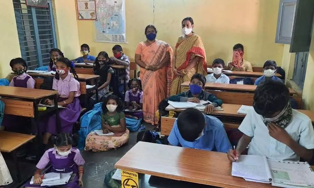 Students attending a class in a government aided school in Visakhapatnam  	Photo: Vasu Potnuru