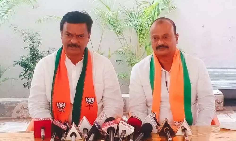 BJP leader and MLC P V N Madhav addresses the media at the party State office in Vijayawada on Saturday. BJP Minority Morch state president Shaik Baji is also present.