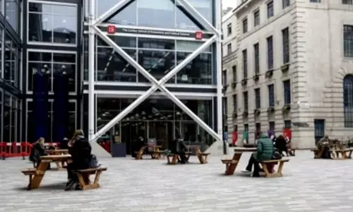 Covid vax linked to 30 per cent reduction in transmission: UK study