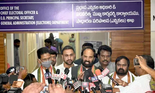 TPCC chief and Nalgonda MP N Uttam Kumar Reddy along with senior Congress leaders addressing the pressmen after meeting the Chief Electoral Officer Shashank Goel in Hyderabad on Saturday.