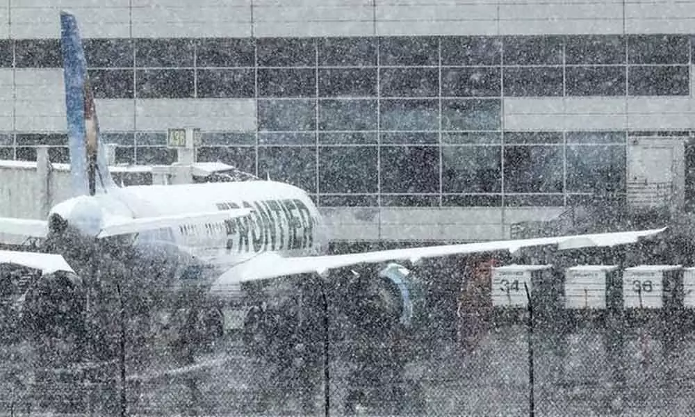 2,000 flights cancelled as heavy snowstorm strikes Denver